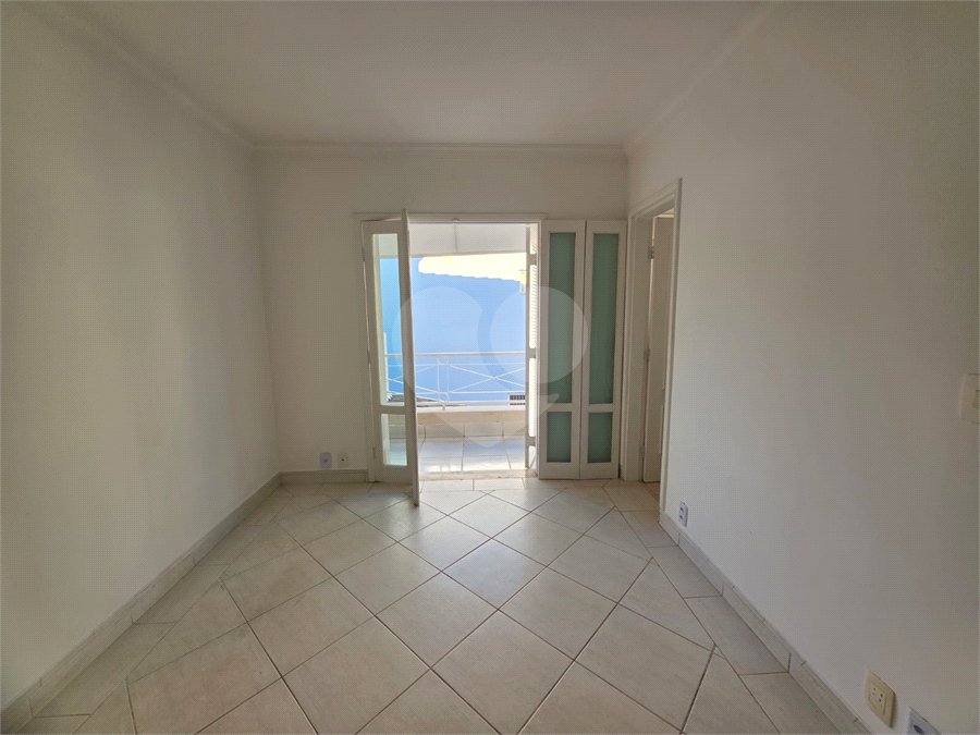 Casa à venda ou para alugar com 3 suítes no condomínio Villagio Capriccio, Louveira - SP