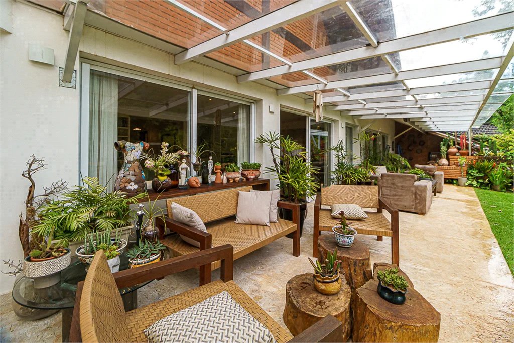 Casa à venda com 5 suítes em Jardim Morumbi, São Paulo, SP