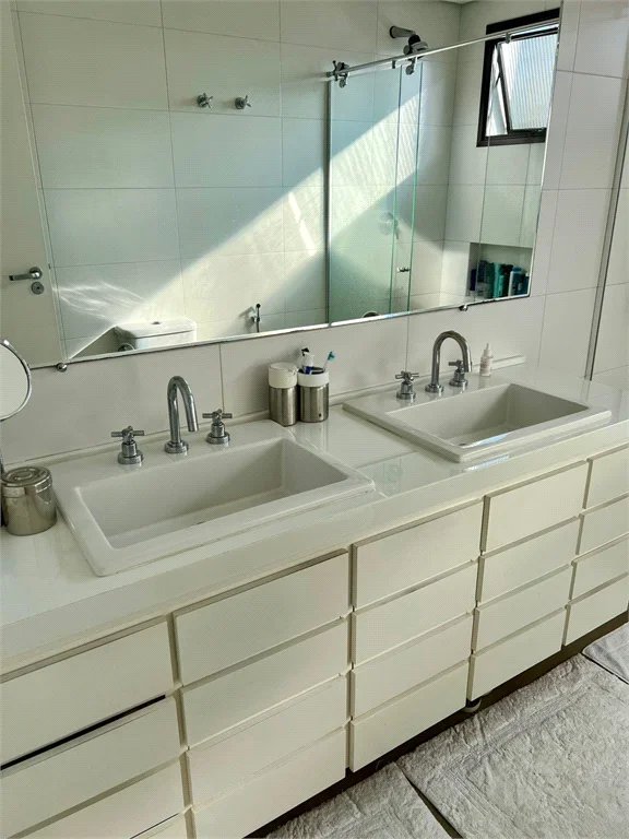 Apartamento à venda com 3 quartos, sendo 2 suítes, em Vila Suzana, São Paulo, SP
