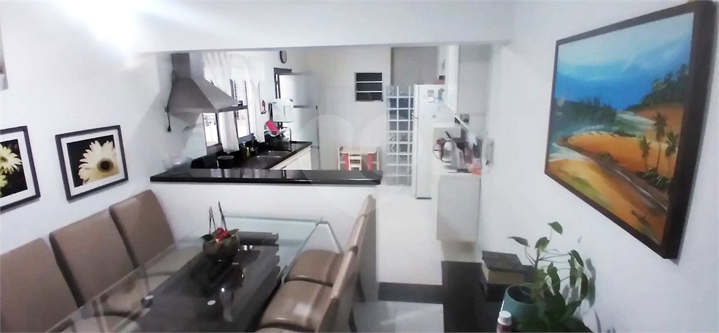 Casa à venda com 4 quartos, sendo 1 suíte, em Santana, São Paulo, SP