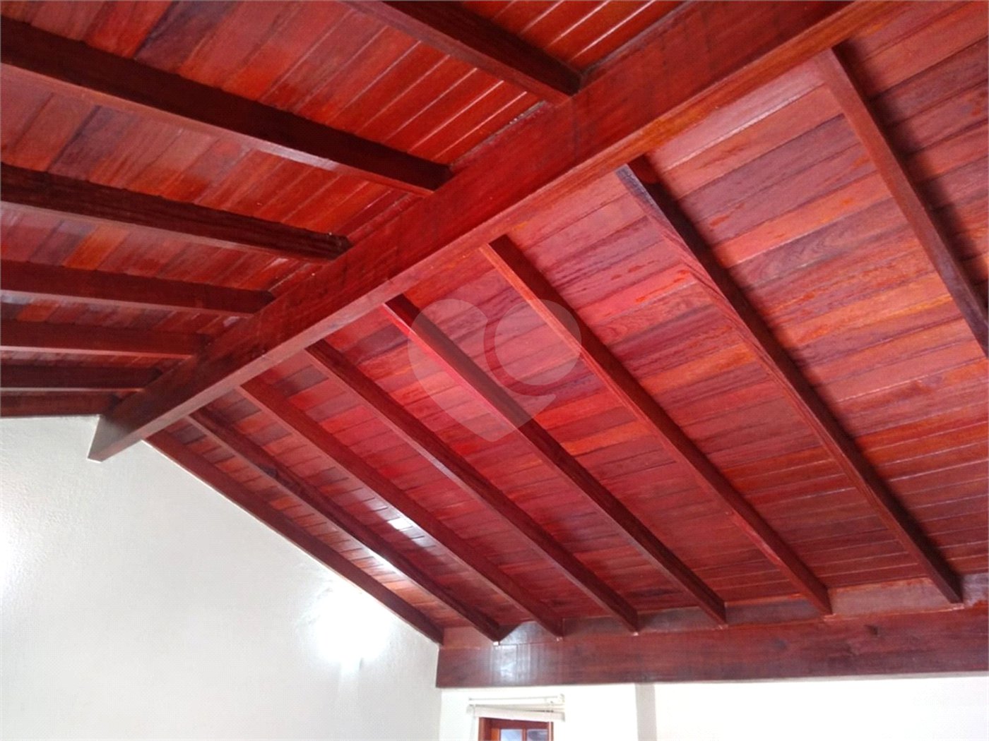 Sobrado à venda com 2 quartos em Reneville, Mairinque, SP