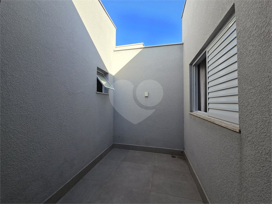 Casa à venda com 2 quartos, sendo 1 suíte, no condomínio Horto Florestal II, Sorocaba - SP