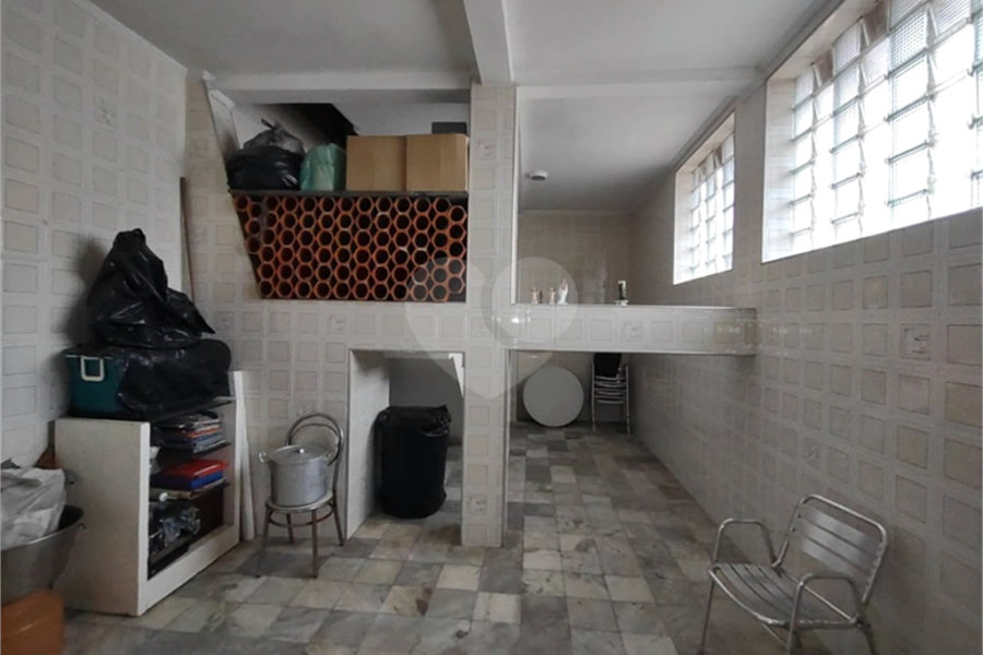 Casa à venda com 3 quartos, sendo 1 suíte, no condomínio Vila Paiva, São Paulo - SP