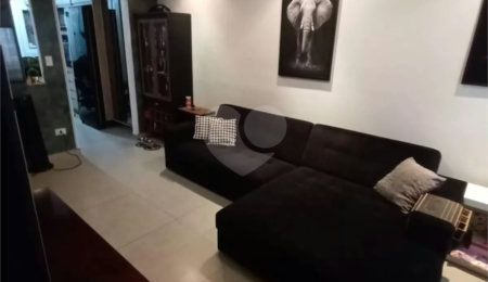 Casa à venda com 3 quartos, sendo 1 suíte,  no condomínio Jardim das Palmas, São Paulo - SP