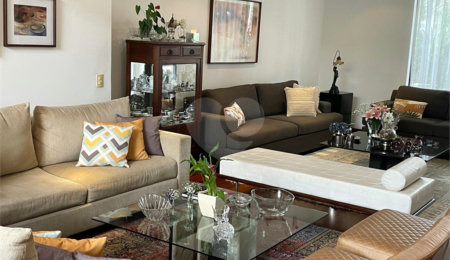 Casa de Vila à venda com 4 suítes em Morumbi, São Paulo, SP