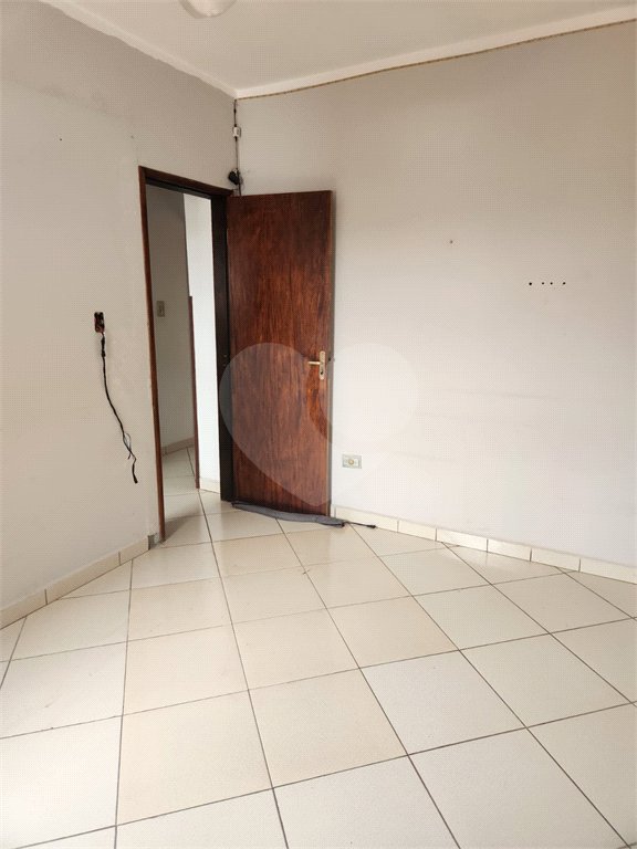 Sobrado à venda com 3 quartos em Vila Dalila, São Paulo, SP