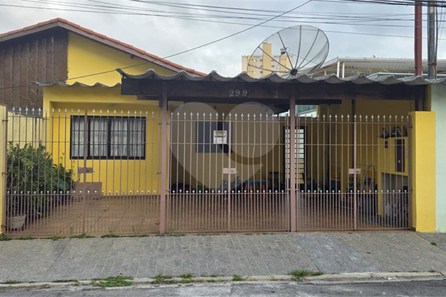 Sobrado à venda com 3 quartos em Santa Terezinha, São Paulo, SP