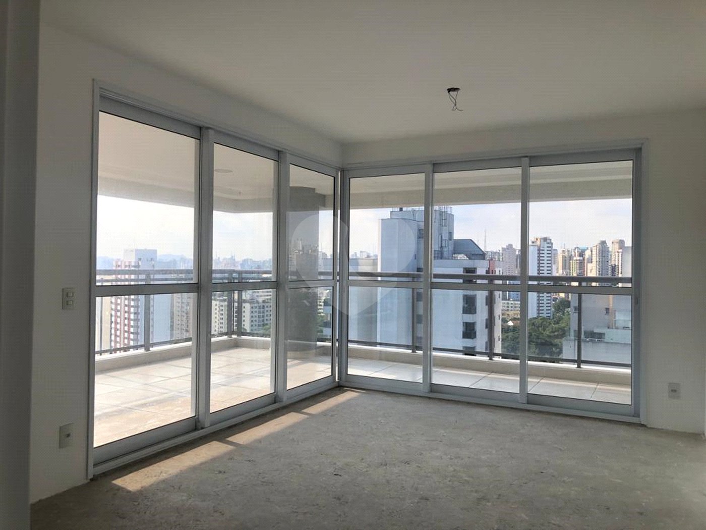 Apartamento à venda com 3 quartos, sendo 2 suítes, em Vila Clementino, São Paulo, SP