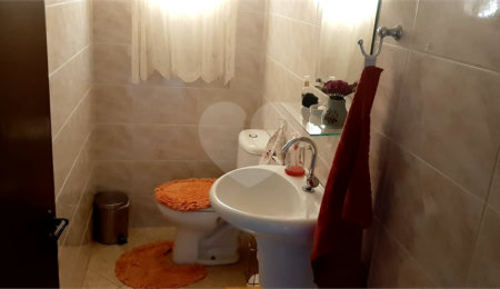 Sobrado à venda com 3 quartos, sendo 1 suíte,  em Vila Campo Grande, São Paulo, SP