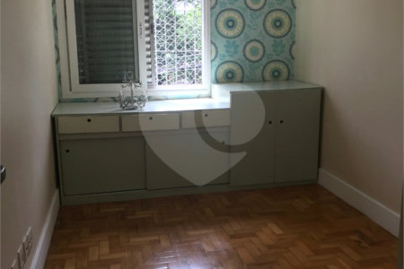 Apartamento à venda com 2 quartos em Vila Romana, São Paulo, SP