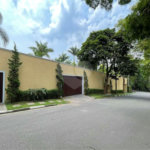Casa à venda com 4 suítes no condomínio Miollo da Granja, Cotia - SP