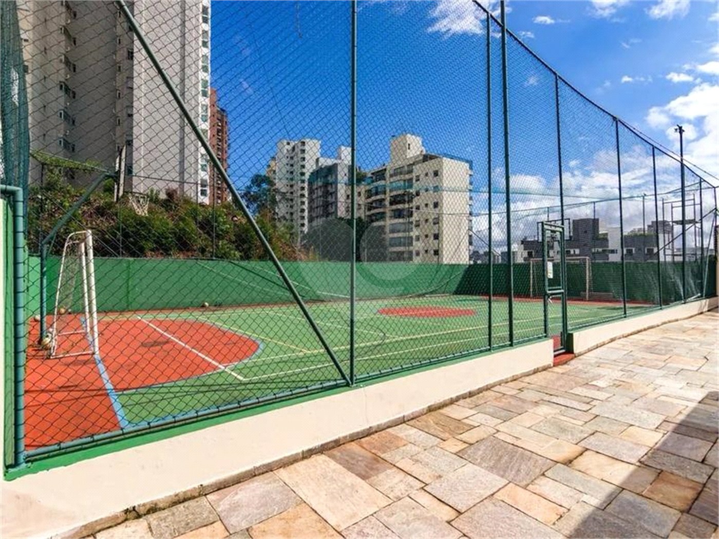Apartamento à venda com 4 quartos, sendo 3 suítes, em Vila Andrade, São Paulo, SP