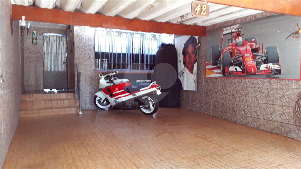 Sobrado à venda com 3 quartos, sendo 1 suíte,  em Chácara Santo Antônio, São Paulo, SP