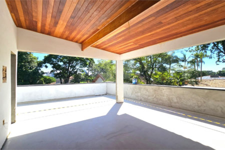 Casa à venda com 4 suítes em Alto da Boa Vista, São Paulo, SP