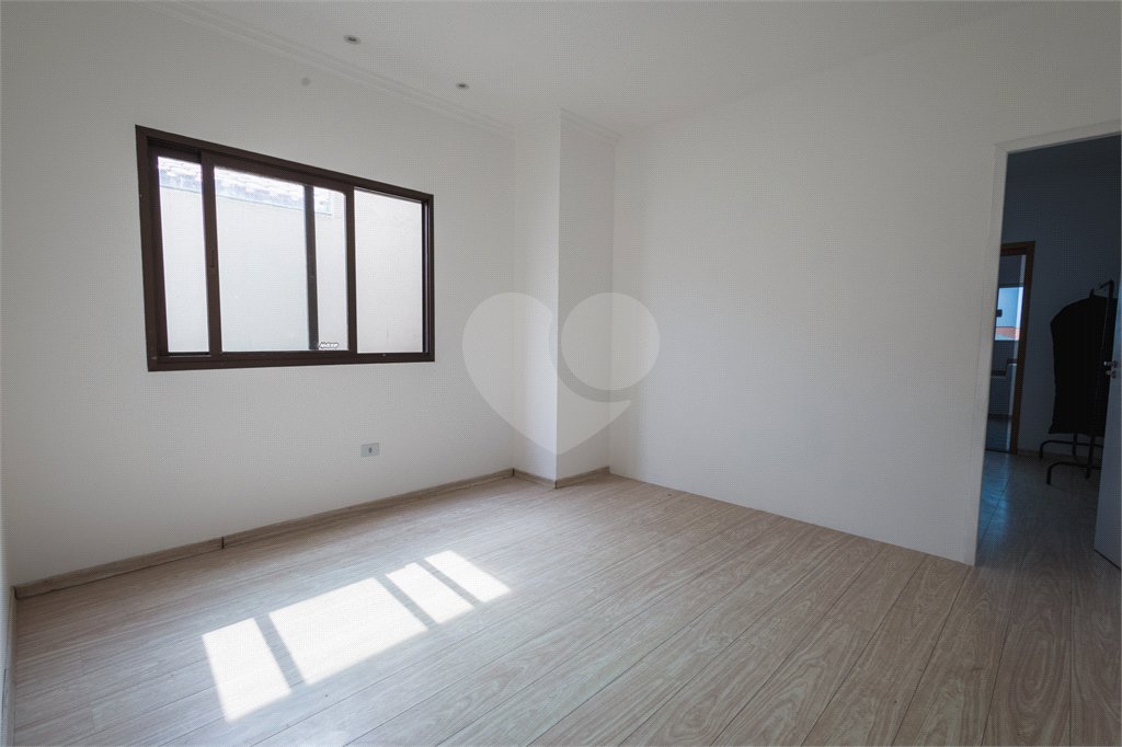 Casa à venda com 3 quartos, sendo 2 suítes, em Jardim Santa Cecília, Guarulhos, SP