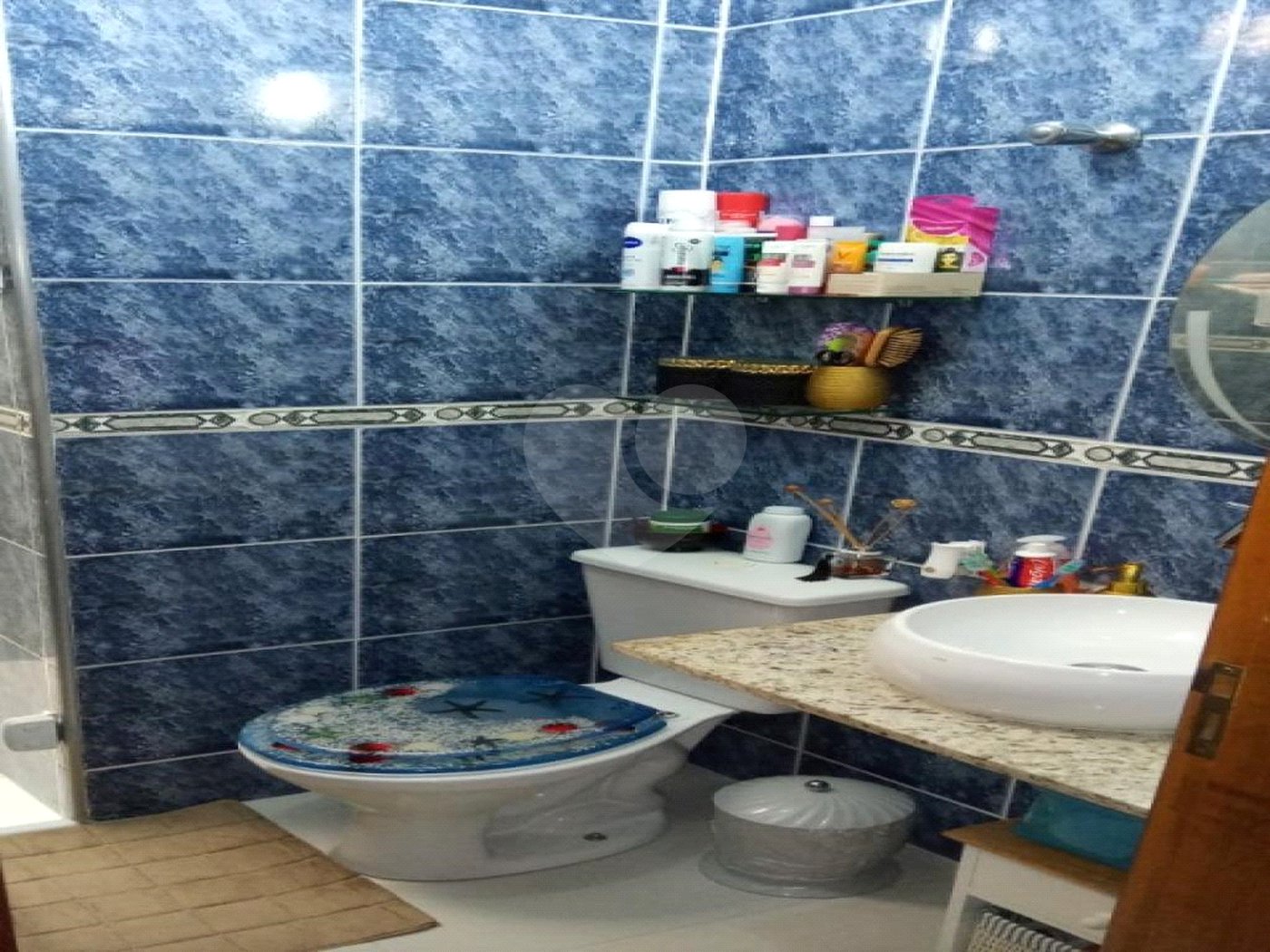 Casa à venda com 3 quartos, sendo 1 suíte, no condomínio Alcides Moreira, São Paulo - SP