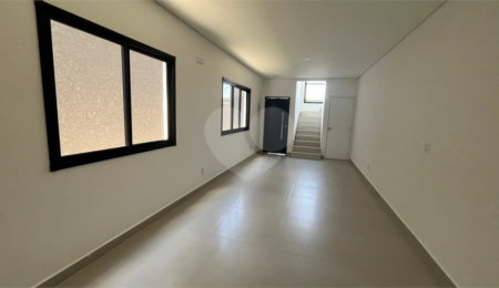 Sobrado para alugar com 3 quartos, sendo 1 suíte,  em Vila Petrópolis, Atibaia, SP
