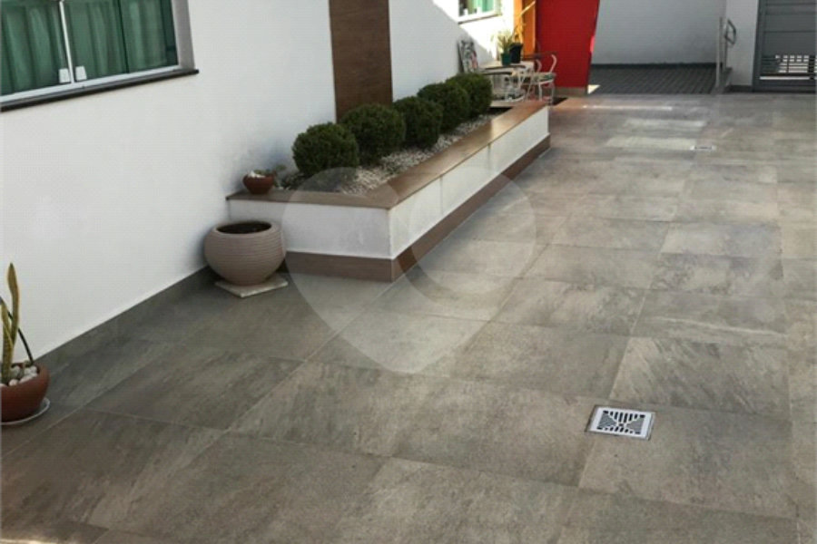 Casa à venda com 2 suítes no condomínio Independence, São Paulo - SP