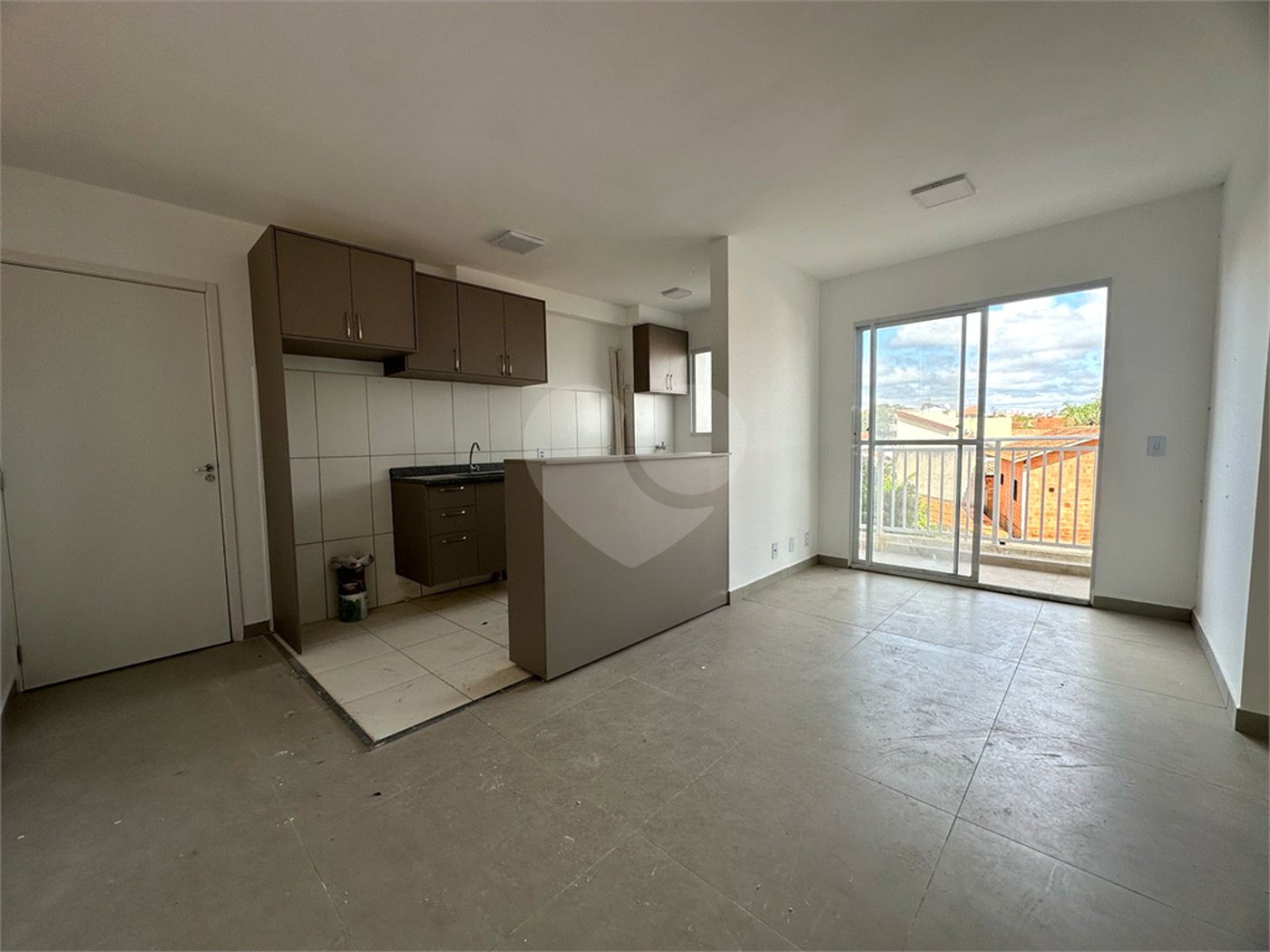 Apartamento à venda com 2 quartos em Vila Regina, Itapetininga, SP