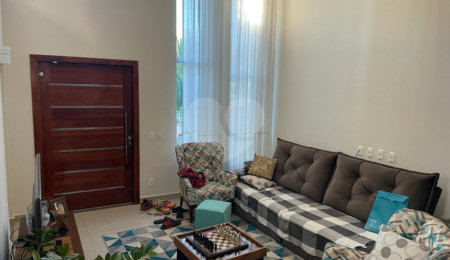 Casa à venda com 3 quartos, sendo 2 suítes,  em Portal do Bosque, Louveira, SP