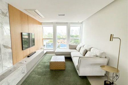 Apartamento à venda com 4 suítes em Vila Cordeiro, São Paulo, SP
