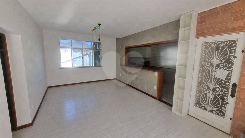 Casa de Vila à venda com 3 quartos, sendo 2 suítes,  em Tijuca, Rio de Janeiro, RJ