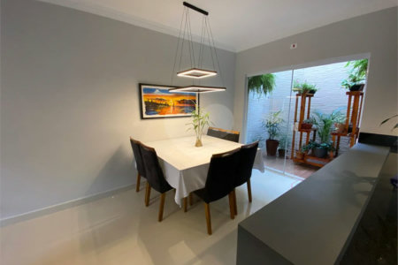 Casa à venda com 3 suítes no condomínio Belle Villle, São Paulo - SP