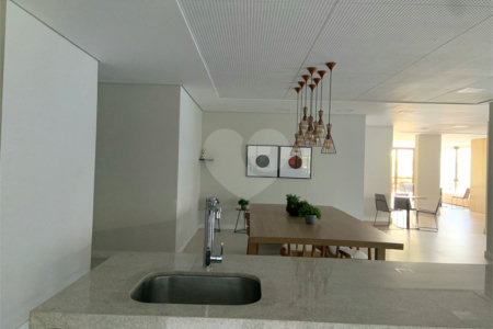 Apartamento à venda com 3 suítes em Bela Aliança, São Paulo, SP