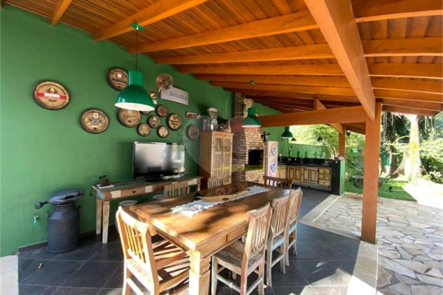 Casa à venda com 4 suítes em Jardim Floresta, São Paulo, SP