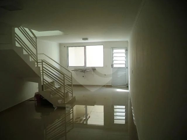 Casa à venda com 2 suítes no condomínio Villagio da Serra, São Paulo - SP