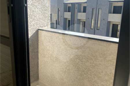 Casa à venda com 2 suítes no condomínio Vila Ilha de Creta, Valinhos - SP