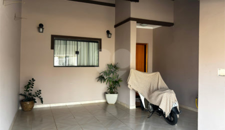 Casa à venda com 2 quartos em Jardim Monte Santo, Itapetininga, SP
