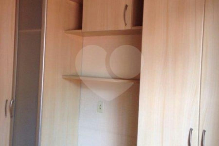Sobrado à venda com 3 quartos, sendo 1 suíte, em Santa Teresinha, São Paulo, SP