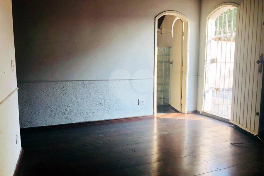 Sobrado à venda com 4 quartos, sendo 3 suítes, em Vila Rosália, Guarulhos, SP
