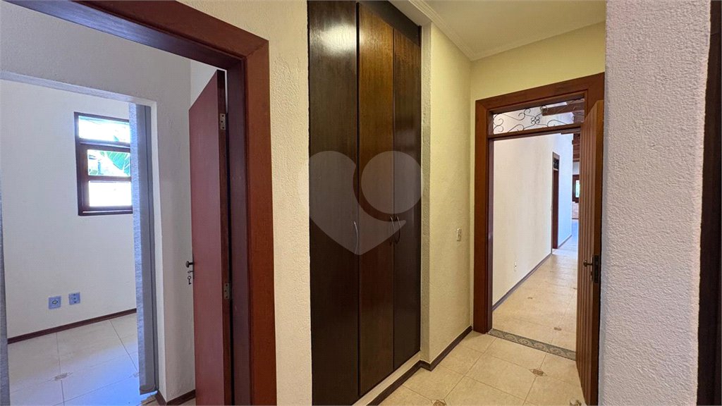 Casa à venda com 4 suítes no condomínio Vivendas do Lago, Sorocaba - SP