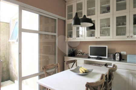 Casa à venda com 4 suítes no condomínio Dolce Villa, São Paulo - SP