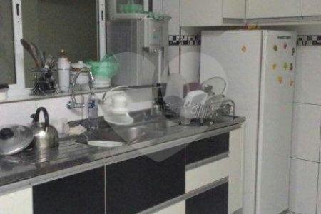 Sobrado à venda com 4 quartos, sendo 1 suíte, em Vila Medeiros, São Paulo, SP
