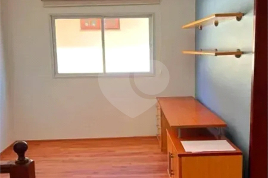 Sobrado à venda com 3 quartos, sendo 1 suíte, em City Recanto Anastácio, São Paulo, SP