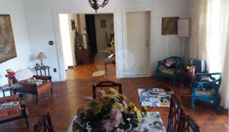 Casa à venda com 4 quartos em Horto, São Paulo, SP