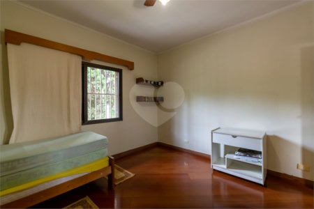 Sobrado à venda com 3 quartos, sendo 1 suíte, em Jardim Prudência, São Paulo, SP