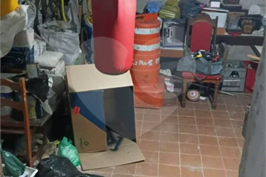 IMÓVEL COM SOBRADO + OUTRA CASA NO TERRENO, ÓTIMA PARA RENDA OU FAMÍLIA GRANDE