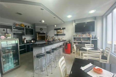 Casa à venda com 4 suítes no condomínio Okinawa, Paulínia - SP