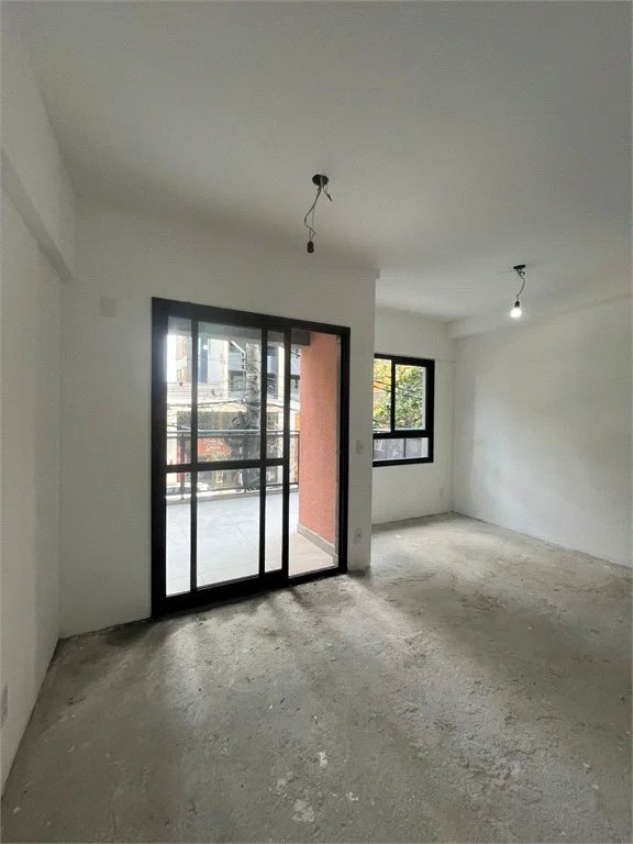 Apartamento à venda com 1 quarto em Sumarezinho, São Paulo, SP