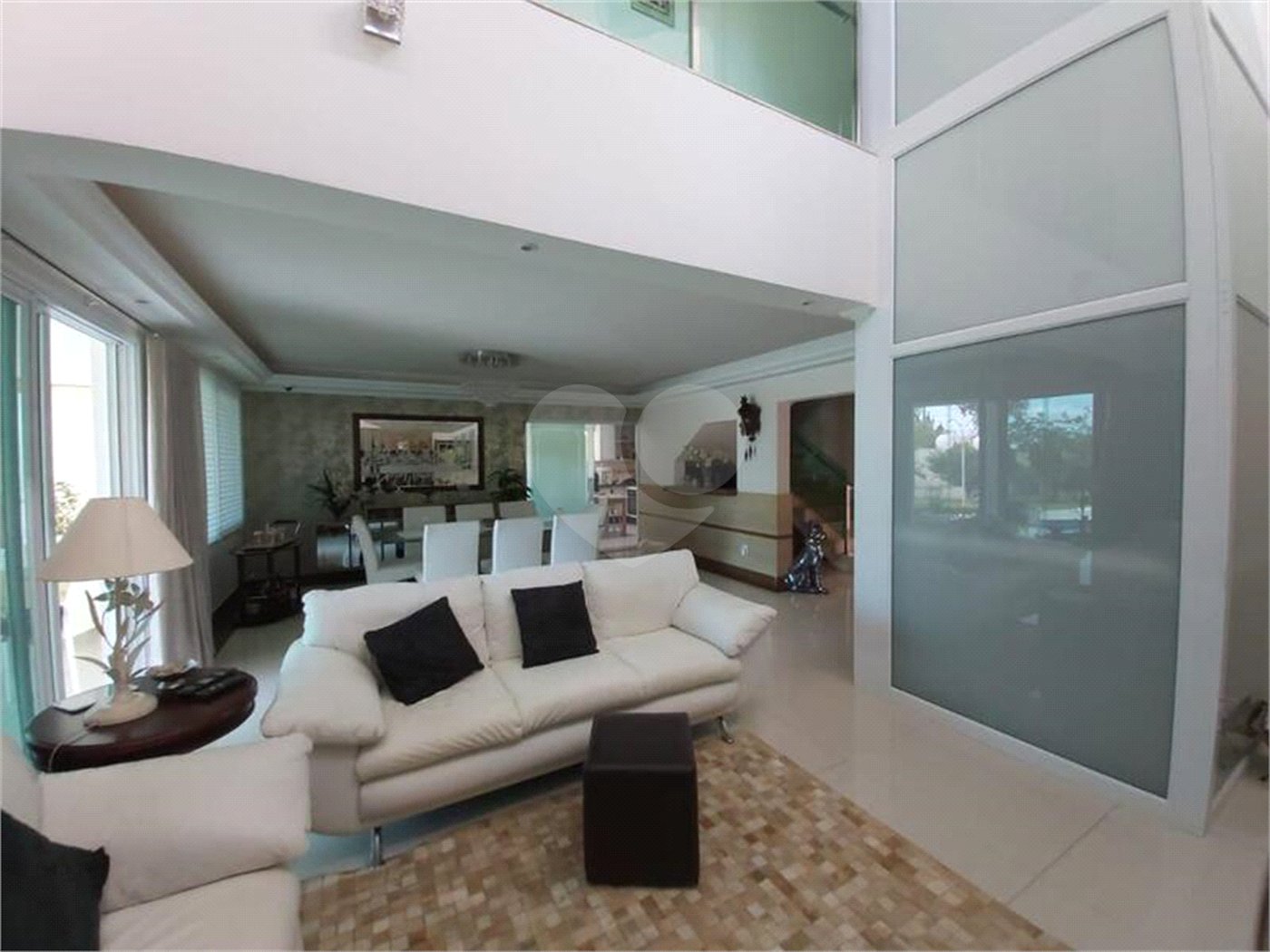Casa à venda com 4 suítes no condomínio Aldeia da Serrinha, Sorocaba - SP