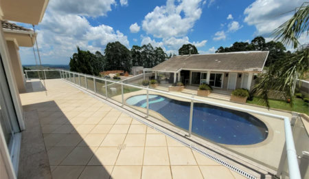 Casa à venda com 3 suítes no condomínio Colinas de Inhandjara, Itupeva - SP