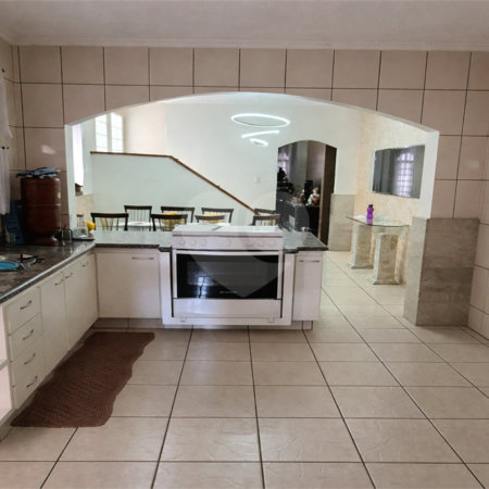 Casa à venda com 3 quartos, sendo 1 suíte, em Centreville, Santo André, SP