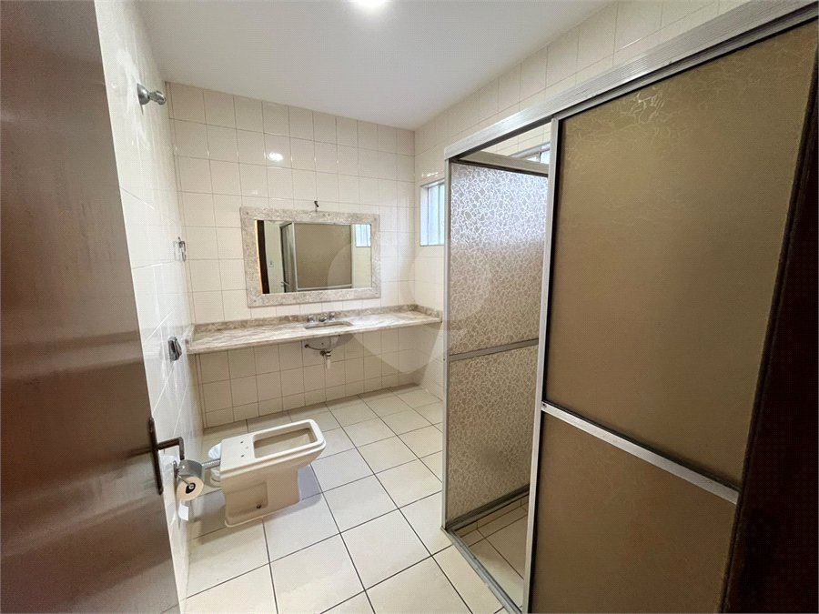 Casa à venda com 3 quartos, sendo 1 suíte, em Jardim Itália, Itapetininga, SP