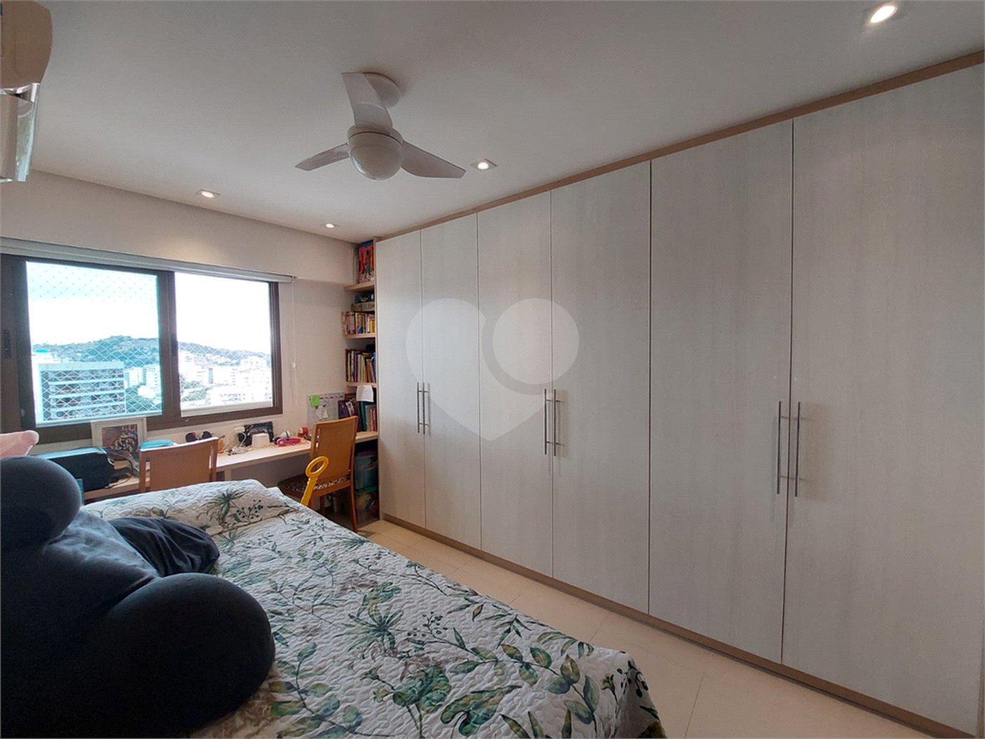 Cobertura à venda com 4 quartos, sendo 1 suíte,  em Tijuca, Rio de Janeiro, RJ