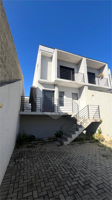 Sobrado à venda ou para alugar com 3 quartos, sendo 1 suíte, em Jardim dos Pinheiros, Atibaia, SP