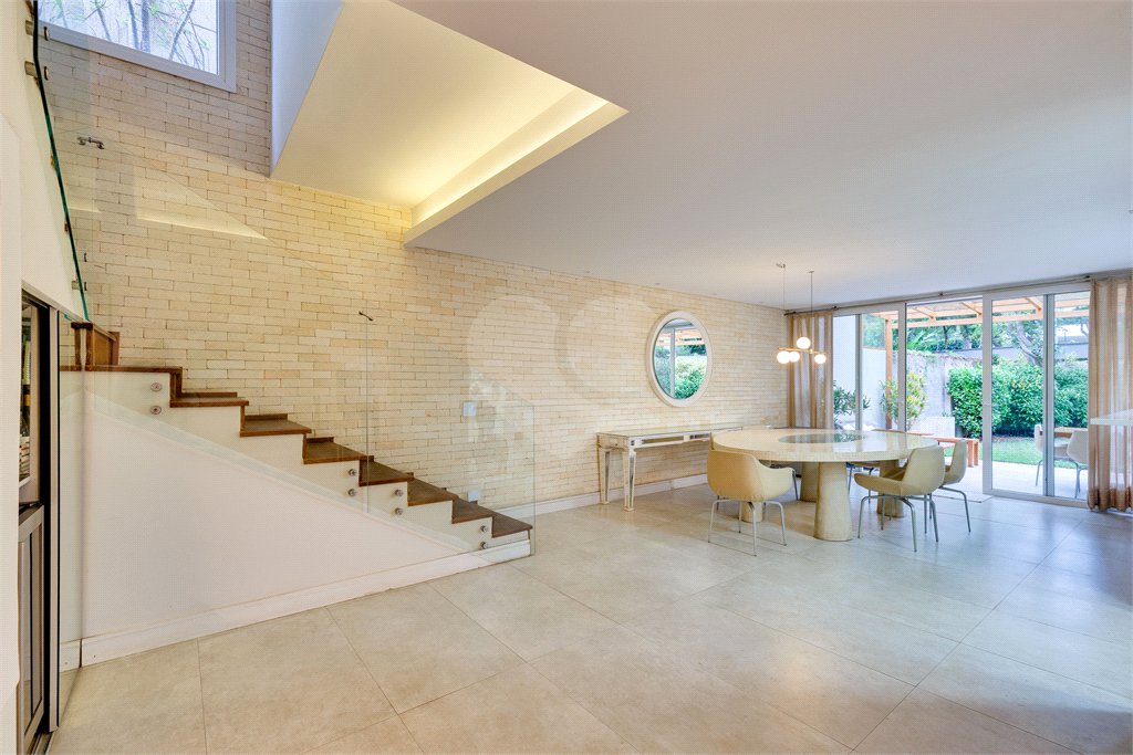 Casa à venda com 5 suítes no condomínio Vila de Palme, São Paulo - SP